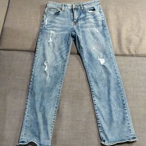 New American Eagle distressed straight jeans